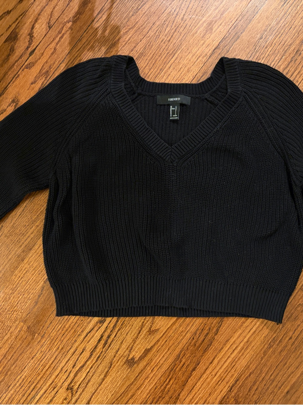 Forever 21 Black V-Neck Ribbed Knit Sweater
